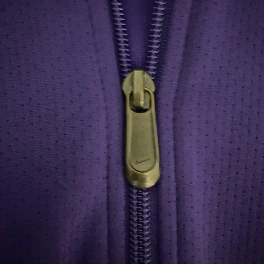 Nike Team Purple Hoodie GUC L (14-16) - Picture 7 of 8